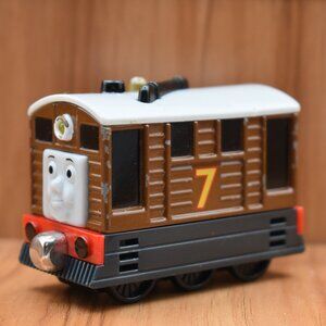 Talking Toby 7 Take and Play Diecast Train Thomas and Friends Wooden Railway